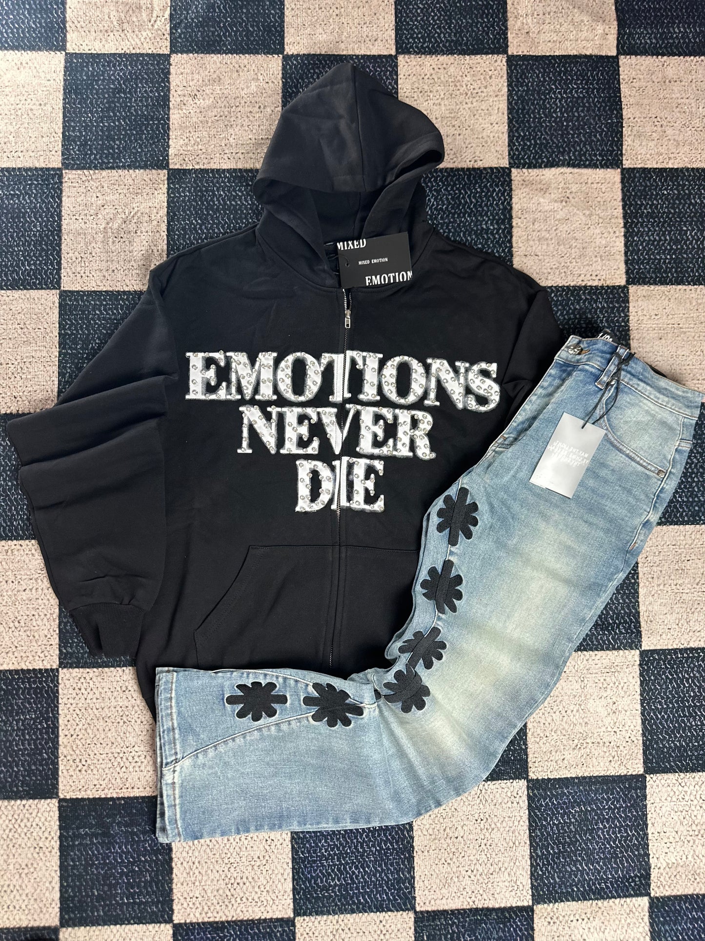Mixed Emotion black”END” Hoodie
